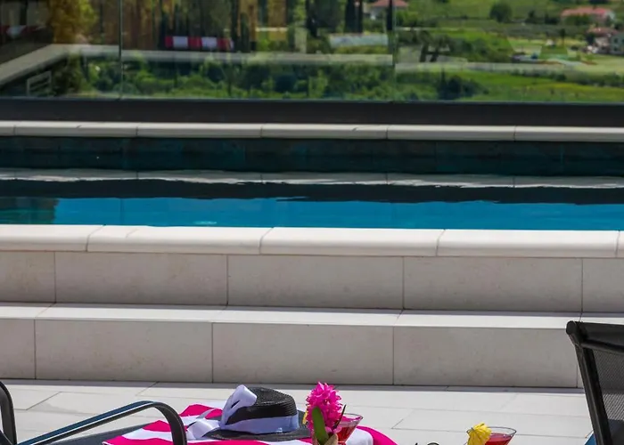 Baan With Epic View And Private Pool