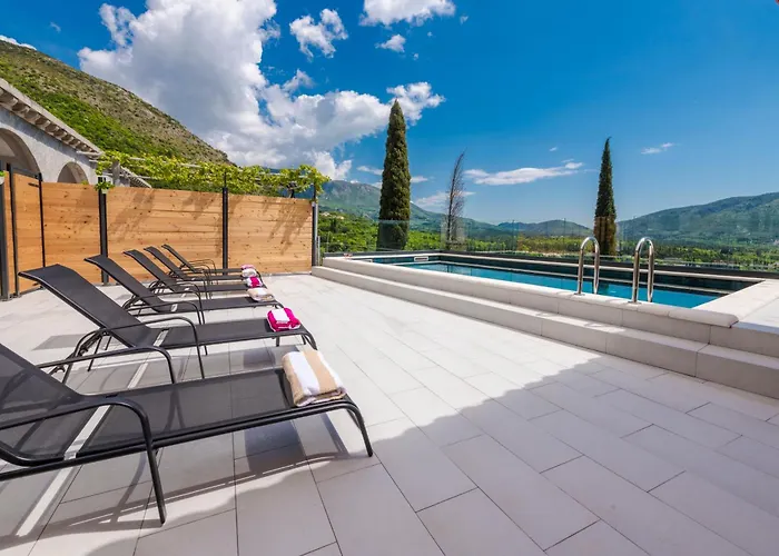 Baan With Epic View And Private Pool شقة