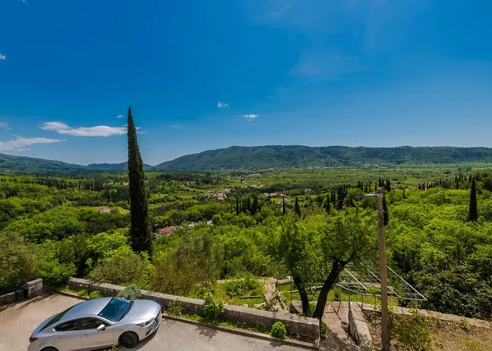 Baan With Epic View And Private Pool * Ljuta