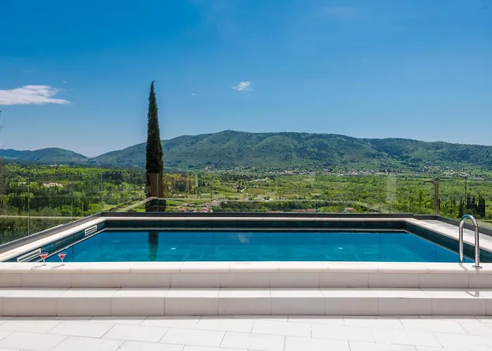 شقة Baan With Epic View And Private Pool Ljuta