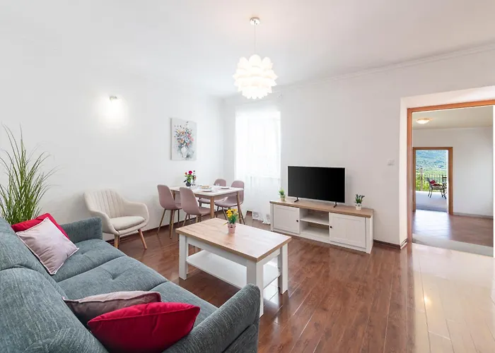 Baan With Epic View And Private Pool شقة Ljuta