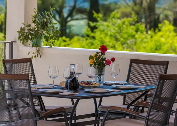 شقة Baan With Epic View And Private Pool Ljuta