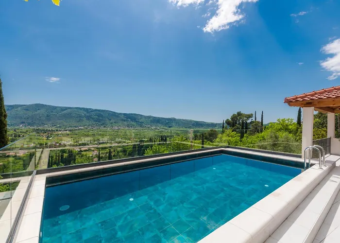 Baan With Epic View And Private Pool * Ljuta