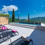 Baan With Epic View And Private Pool Διαμέρισμα *