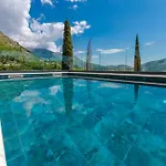 Baan With Epic View And Private Pool Διαμέρισμα Ljuta