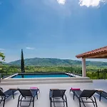 Baan With Epic View And Private Pool *