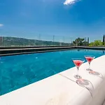 Baan With Epic View And Private Pool
