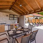 Διαμέρισμα Baan With Epic View And Private Pool *