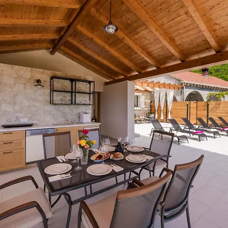 公寓 Baan With Epic View And Private Pool *