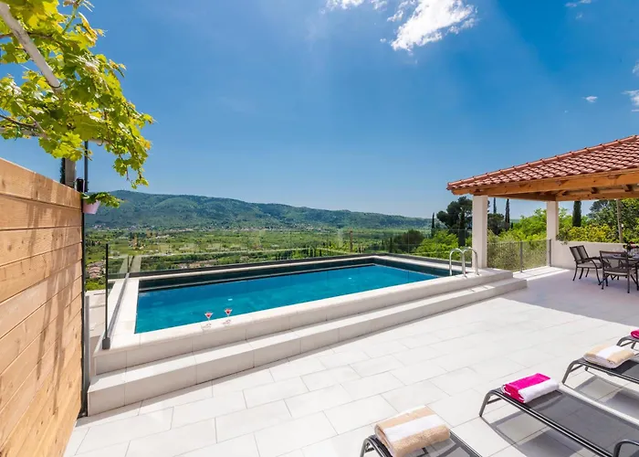 Baan With Epic View And Private Pool Apartmán