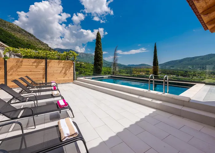 Baan With Epic View And Private Pool *